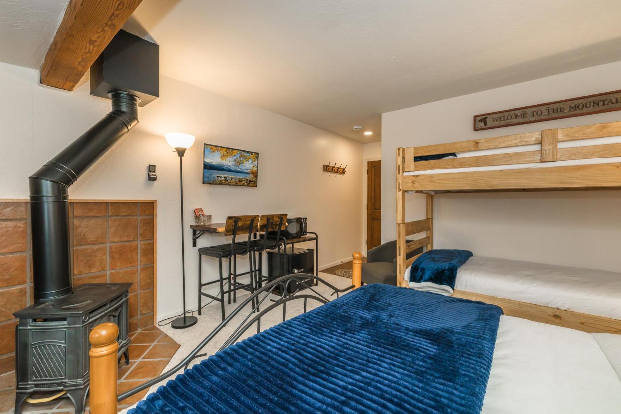Donner Bed & Breakfast 4*