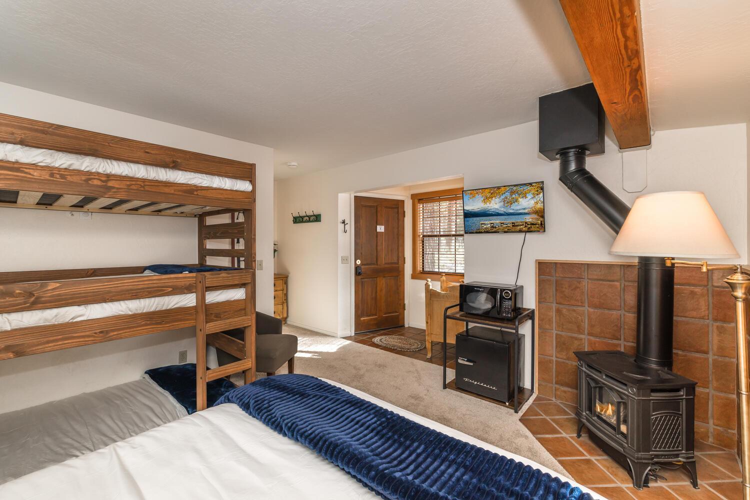 Donner Bed & Breakfast 4*